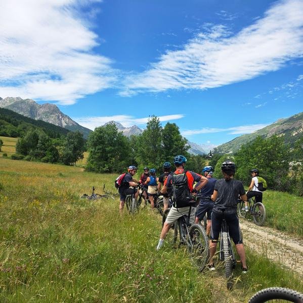 Découverte patrimoine de la vallée en VTT VAE_La Salle-les-Alpes
